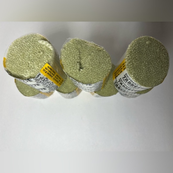 Bernat Latch Hook Rug Pre Cut Light Green 100% Polyester Dye Lot 4780 Lot of 7 - Picture 5 of 5